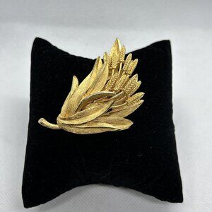 Signed Vintage 1950's BSK Gold-Tone Wheat Sheaf Brooch Pin Botanical Design MCM